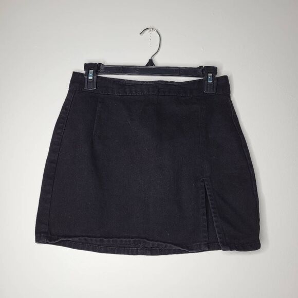 Lioness Black Denim Mini Skirt Size Small Front Slit Y2K Grunge - Picture 1 of 7